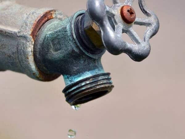 how to fix a leaking outdoor water faucet with pliers