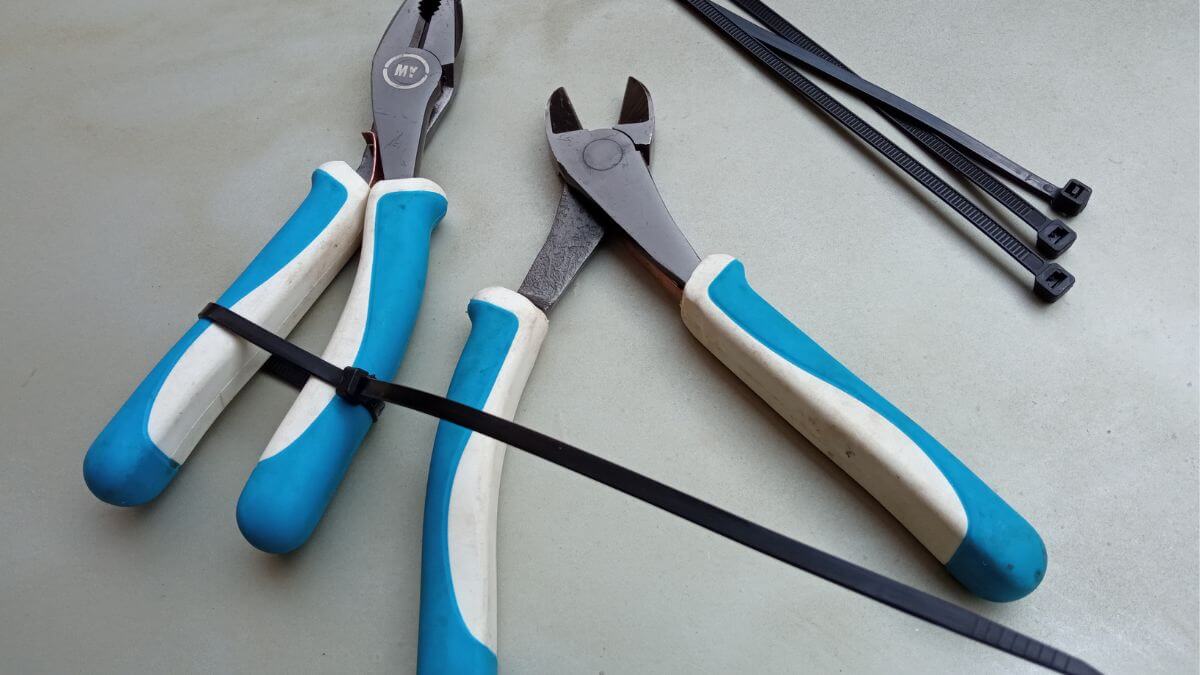 How to Keep Spring-loaded Pliers Closed in the Toolbox